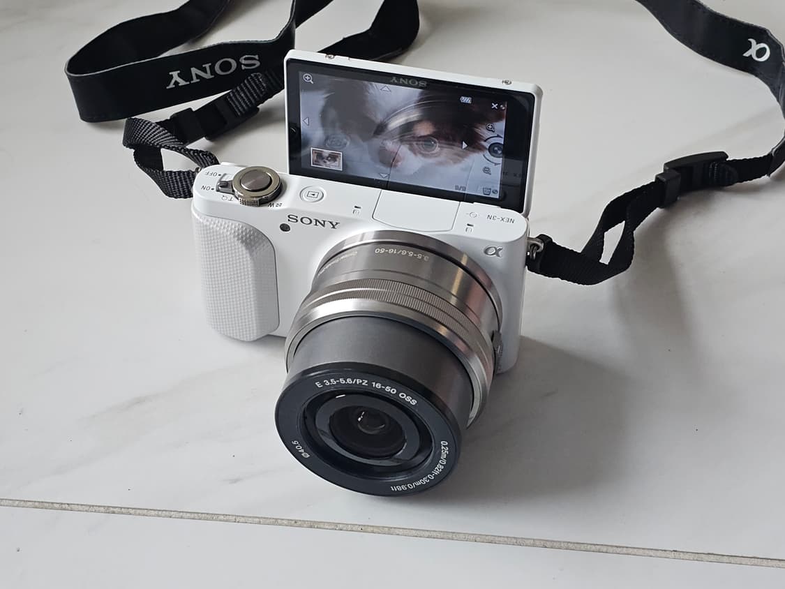 소니 NEX-3N 미러리스 카메라 상품이미지1