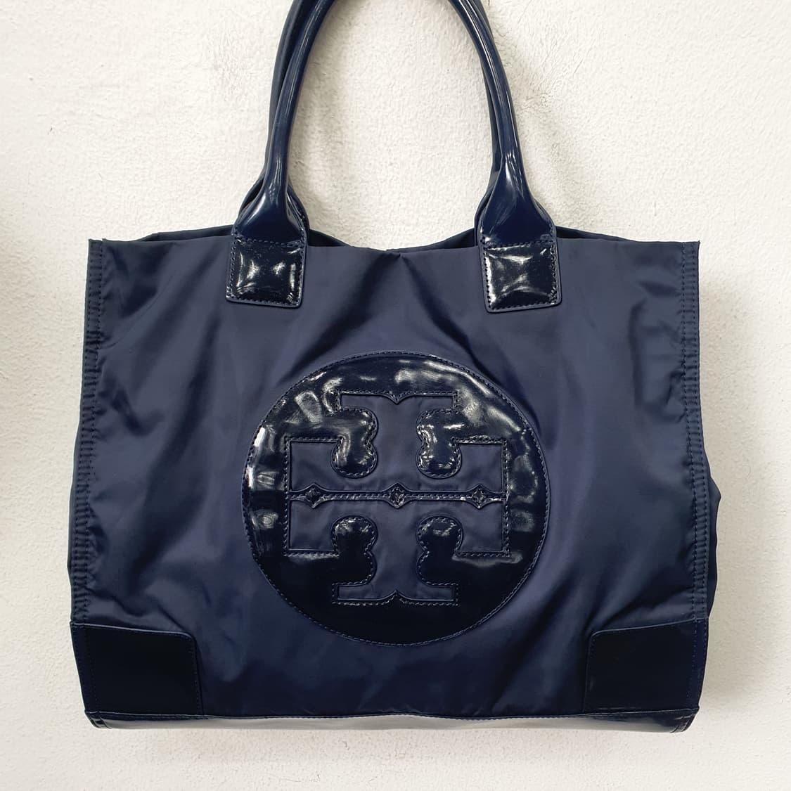 토리버치 엘라 라지 토트백 상품이미지1