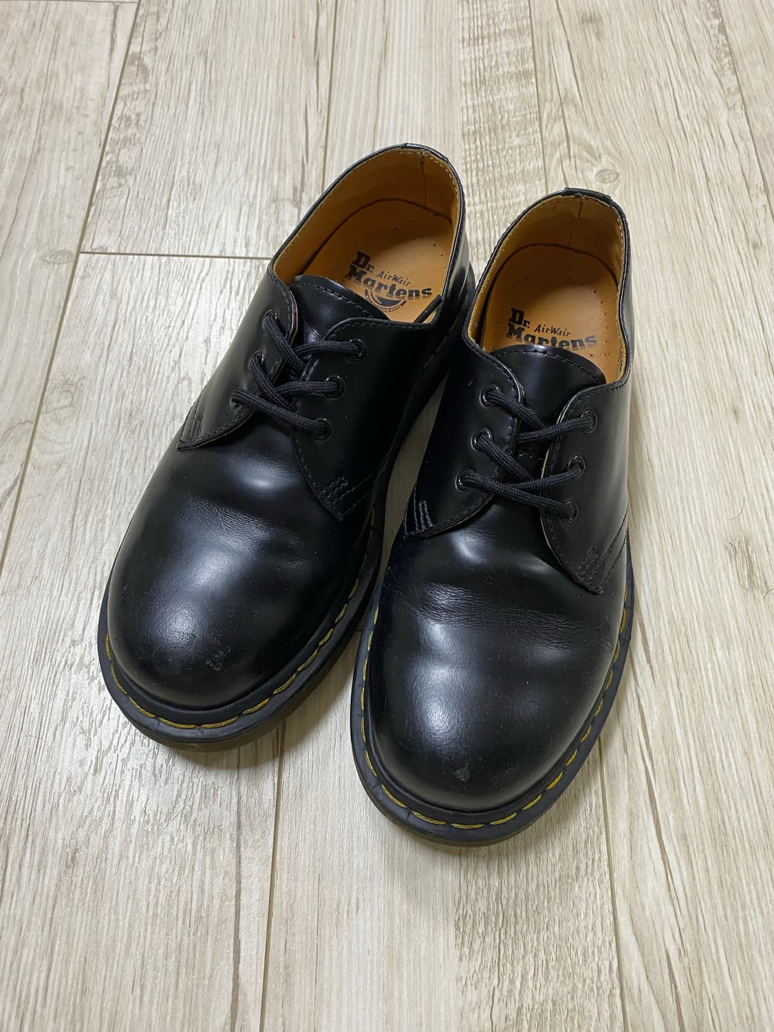 닥터마틴 1461 3홀 스무스 230 상품이미지1