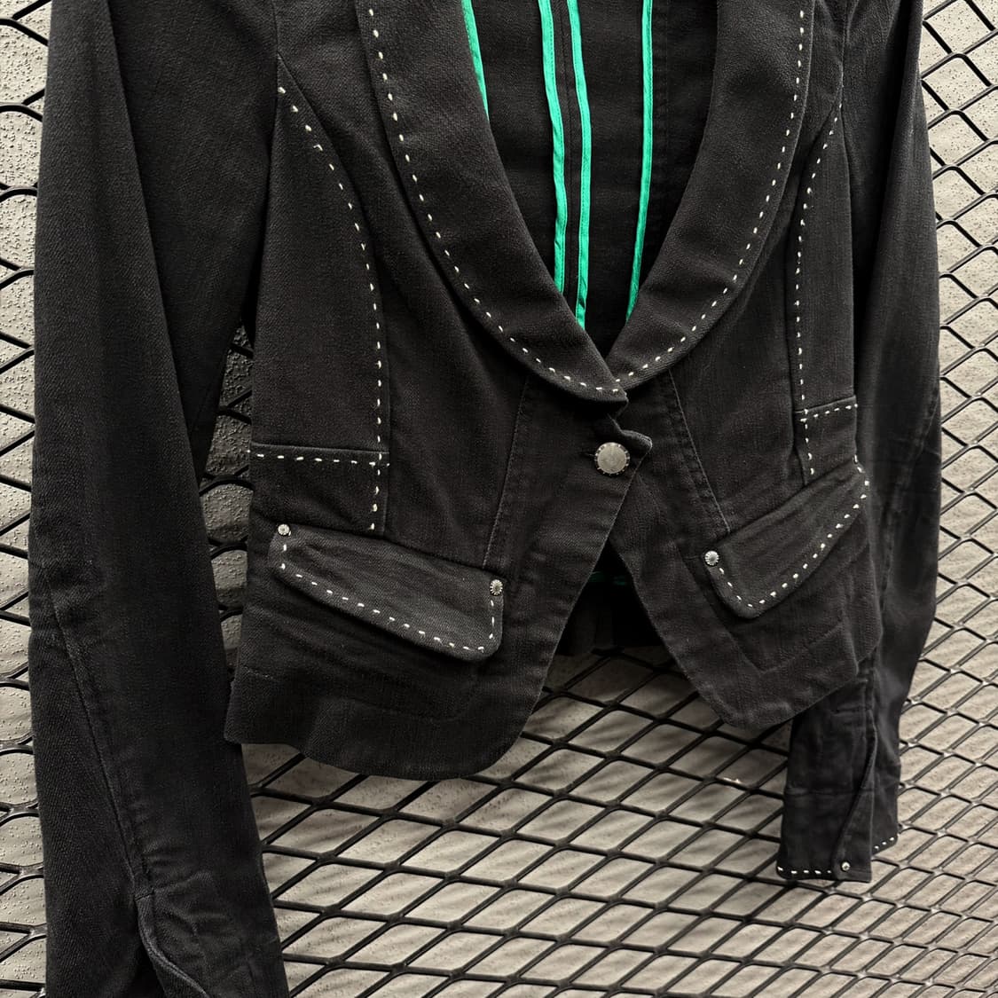 아르마니 익스체인지 헤비코튼 데님 블레이저 자켓 유니크 라펠 스티치 라인 상품이미지5