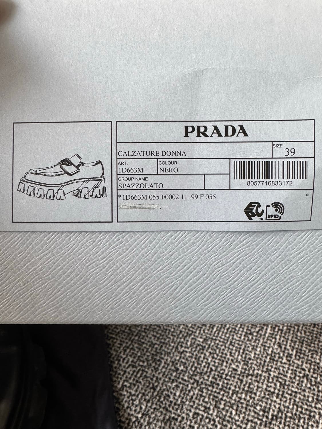 프라다 브러시드 로퍼 상품이미지8