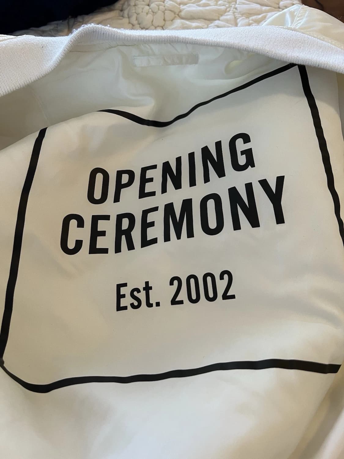 알파 인더스트리X오프닝 세레모니 아이보리 슬림 핏 플라이어스 봄버 재킷 상품이미지8