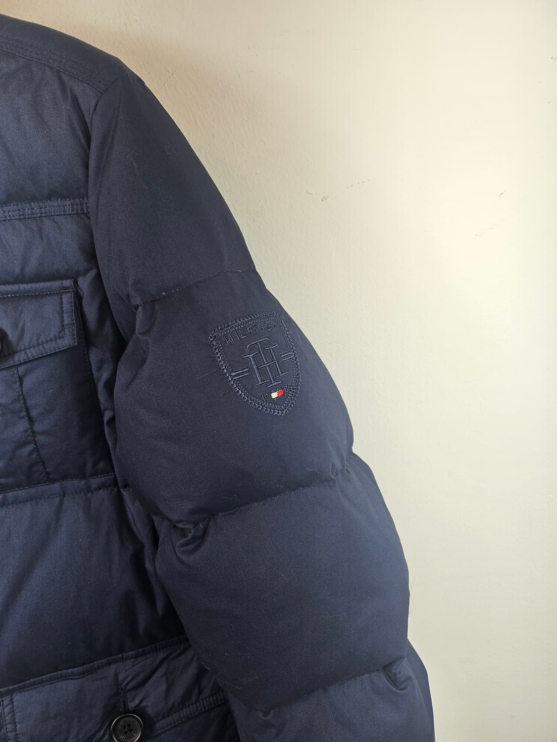 타미힐피거 네이비 모혼방 다운패딩 S 90-95 상품이미지3
