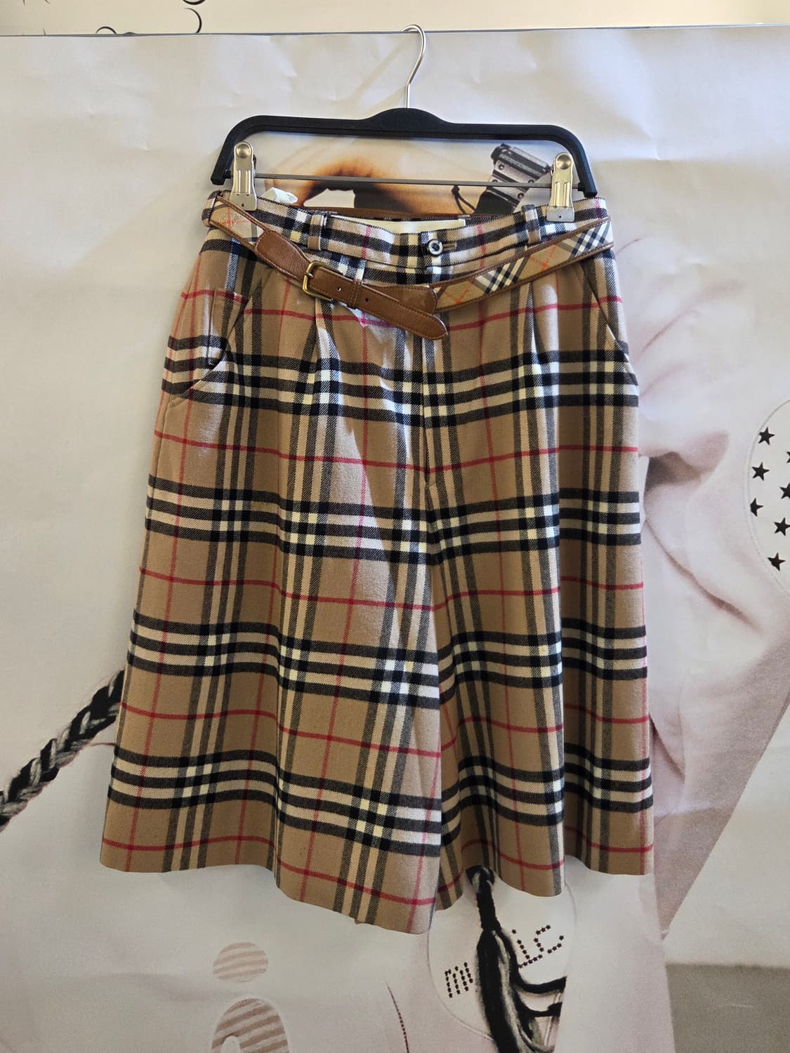 BURBERRY 버버리 노바체크 와이드5부팬츠💯 상품이미지1