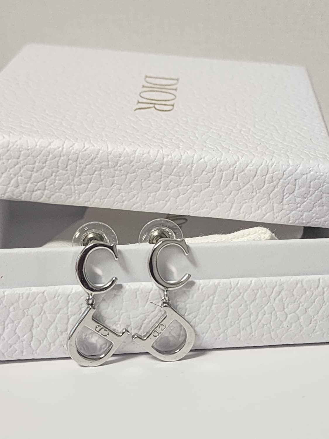 정품 디올 CD장식 드롭 귀걸이  상품이미지7