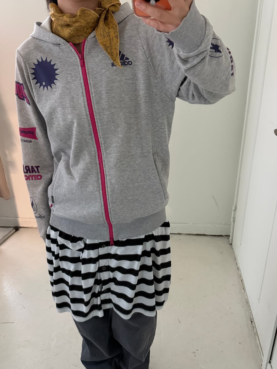 일본빈티지 아디다스 유니크 후드집업 상품이미지3