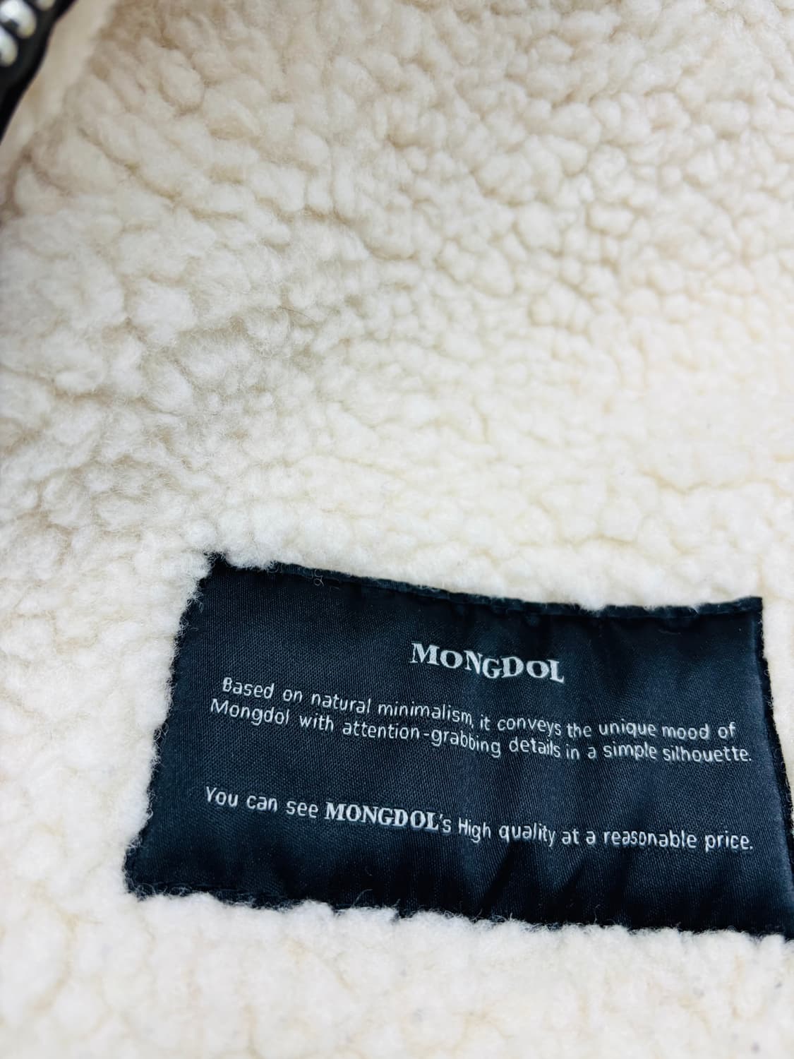 MONGDOL 몽돌 양털 무스탕 자켓 상품이미지4