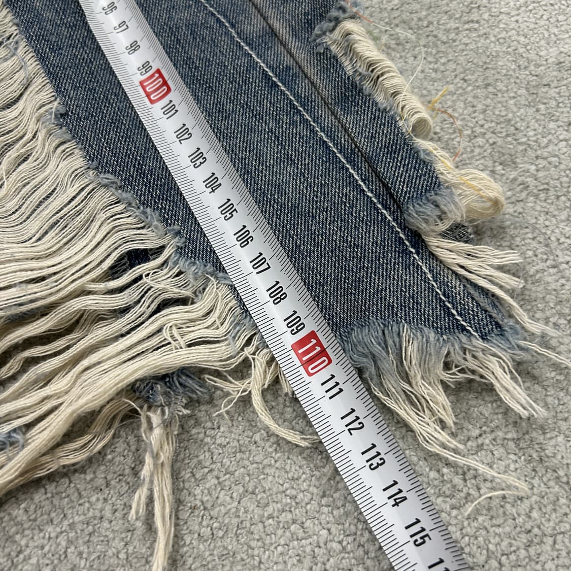 아더에러 데님 메스 커팅진 청바지 31 상품이미지8