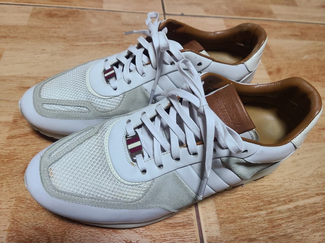 발리 스니커즈 사이즈 8.5(265) 상품이미지1