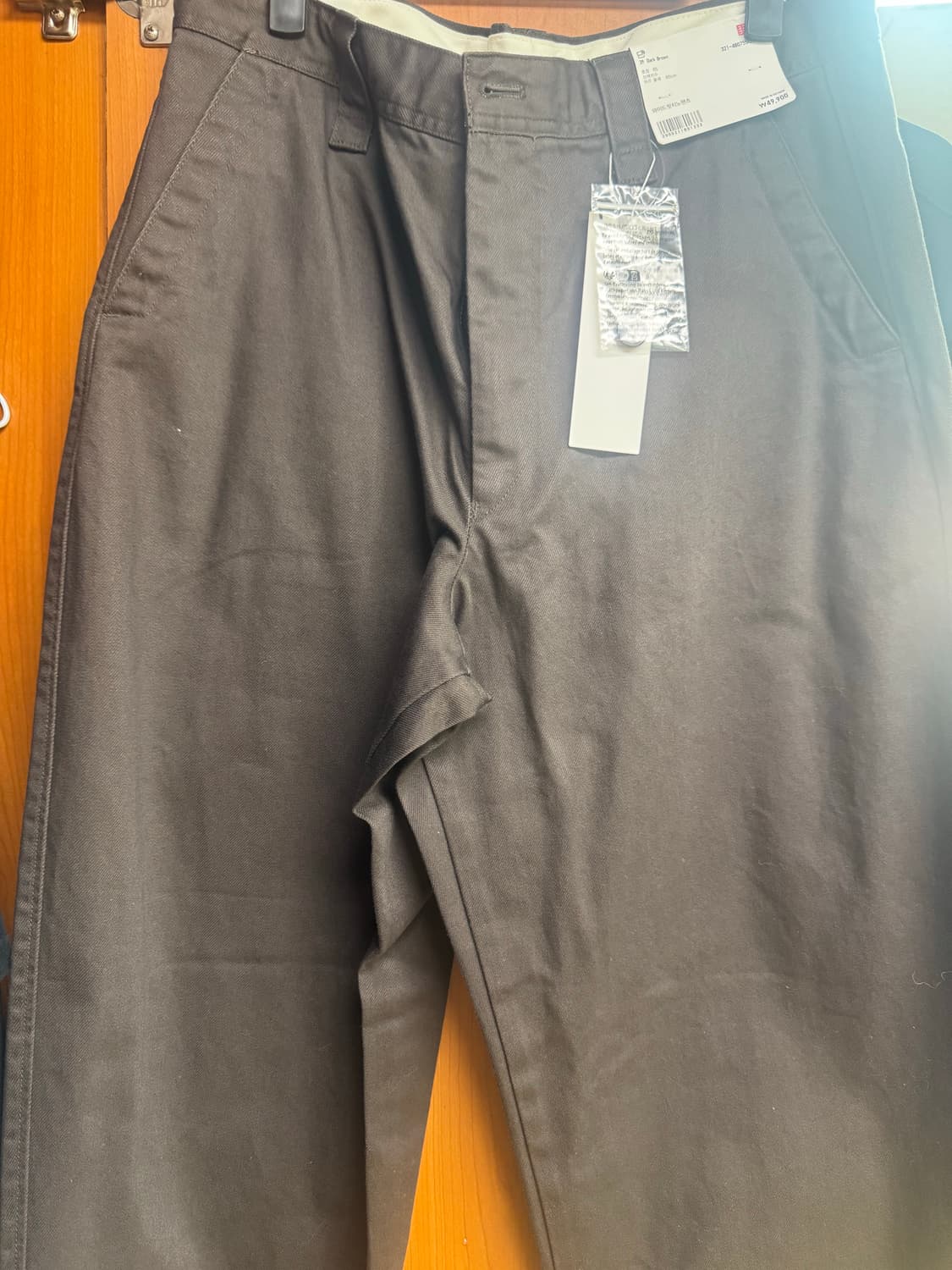 유니클로 와이드 치노팬츠 상품이미지2