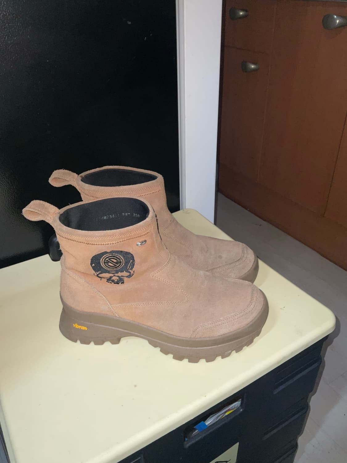 (250) 언다이드룸 x 인세인개러지 부츠 [사하라 802] 상품이미지1