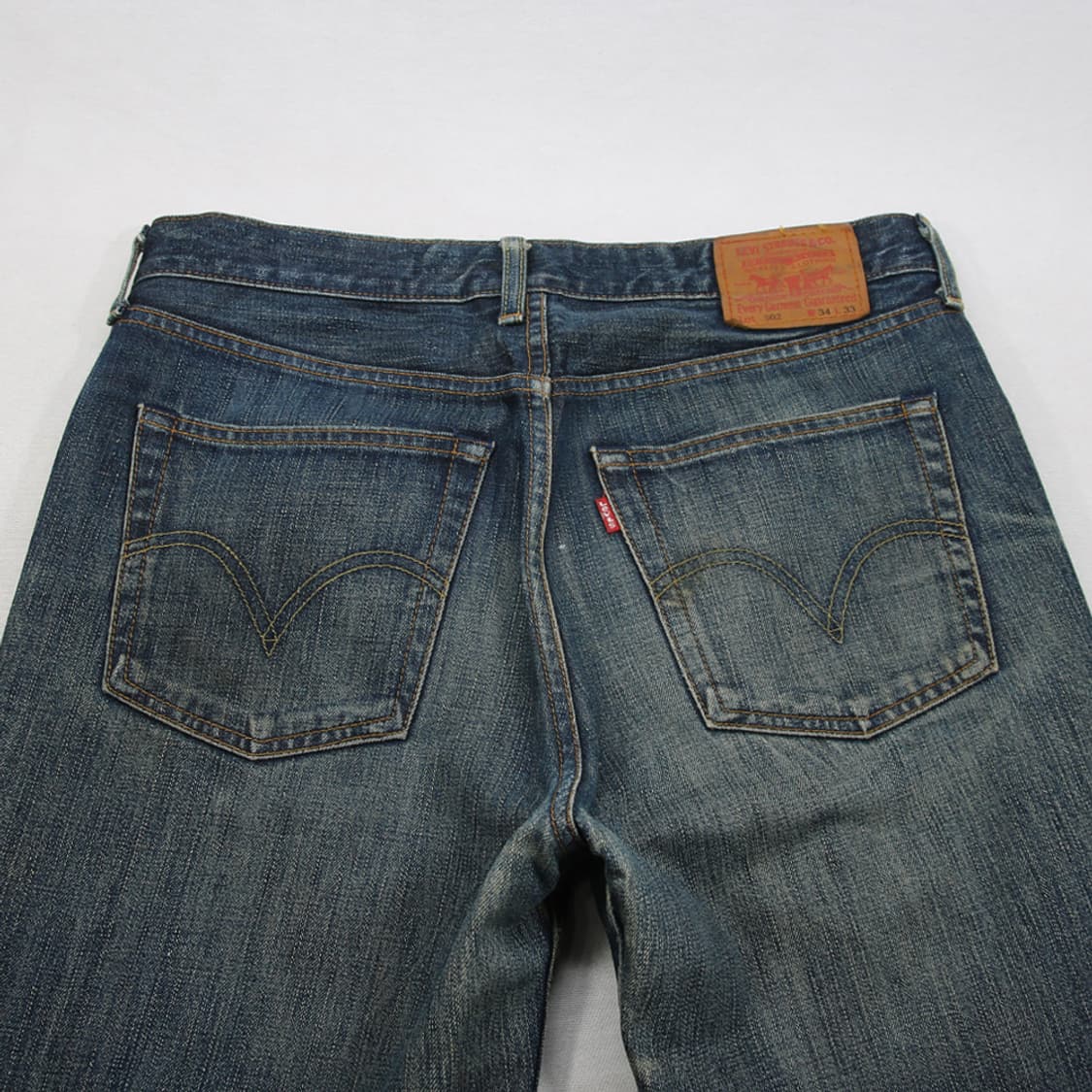 (착용컷) 리바이스 502 (남성용 33) 상품이미지9