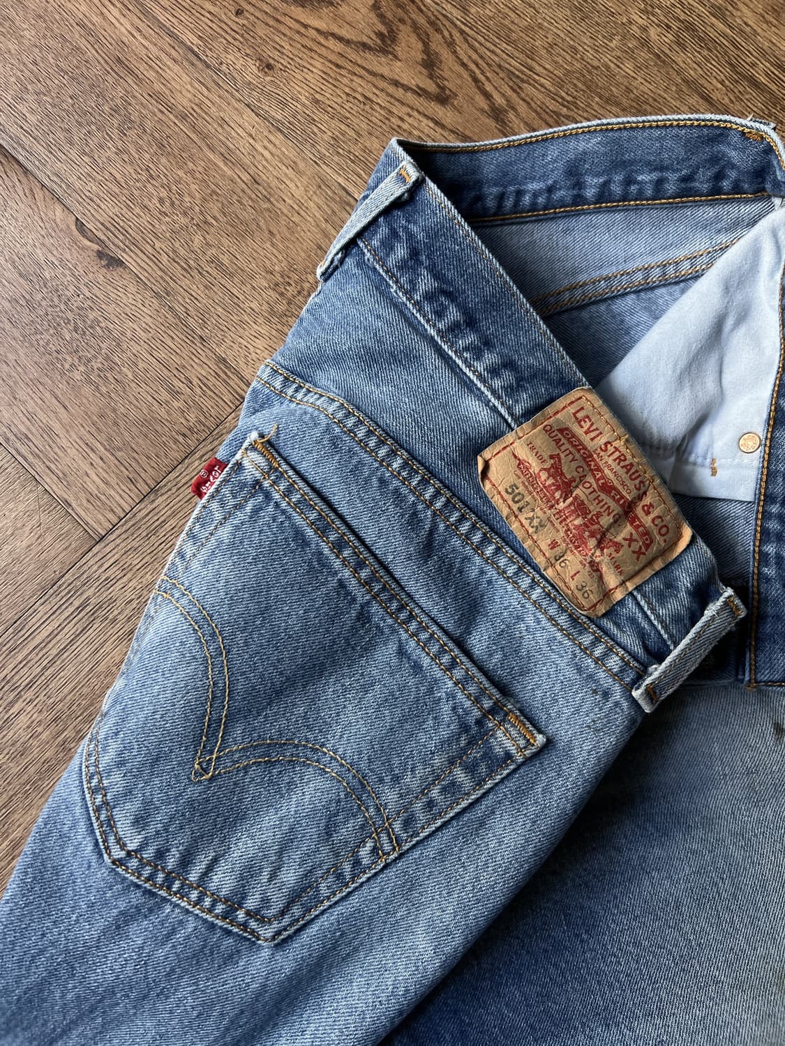[36]리바이스 501XX 빈티지 워싱 데님 팬츠 상품이미지5