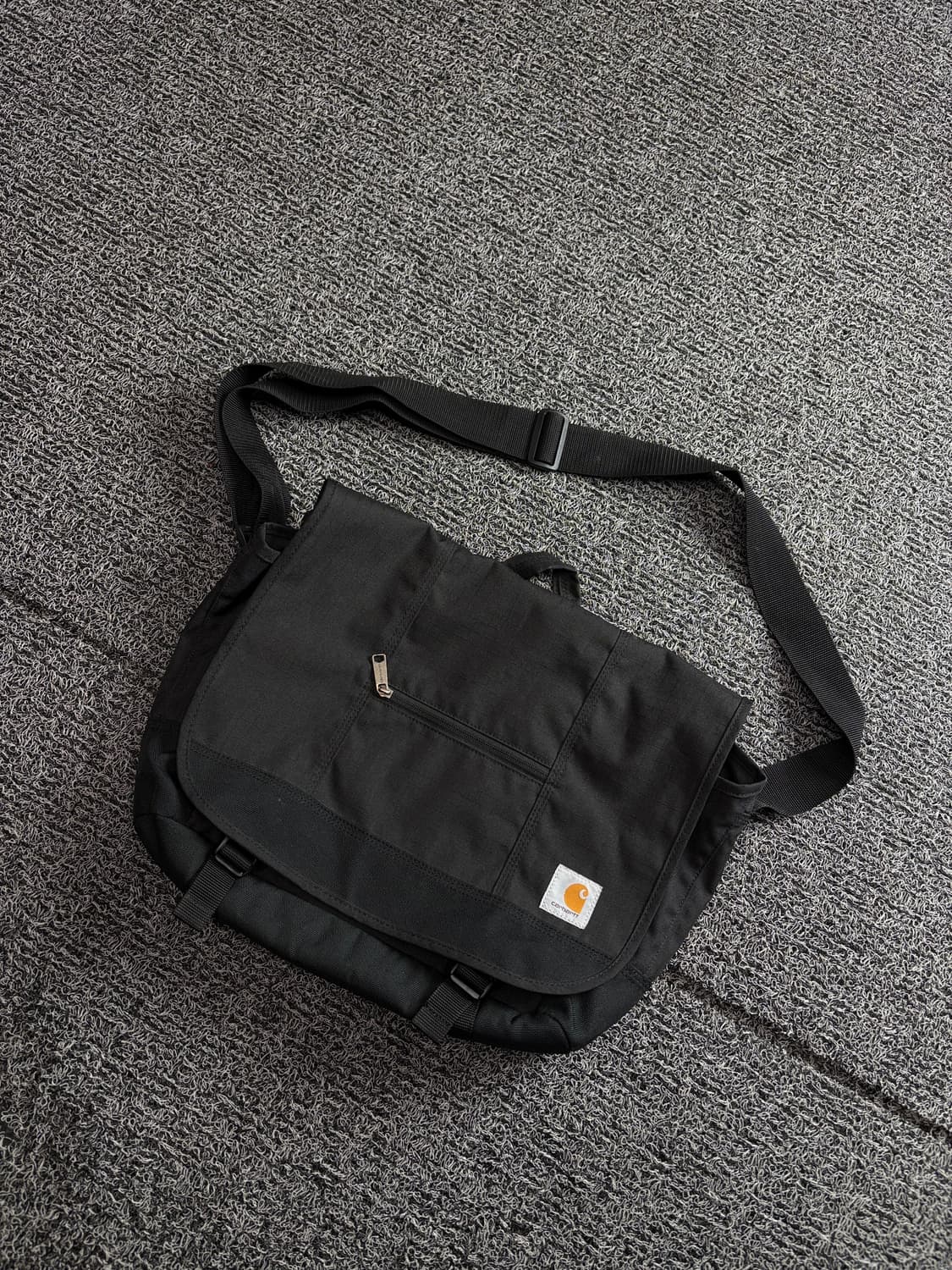 칼하트 립스탑 패치로고 크로스백 3932 상품이미지1