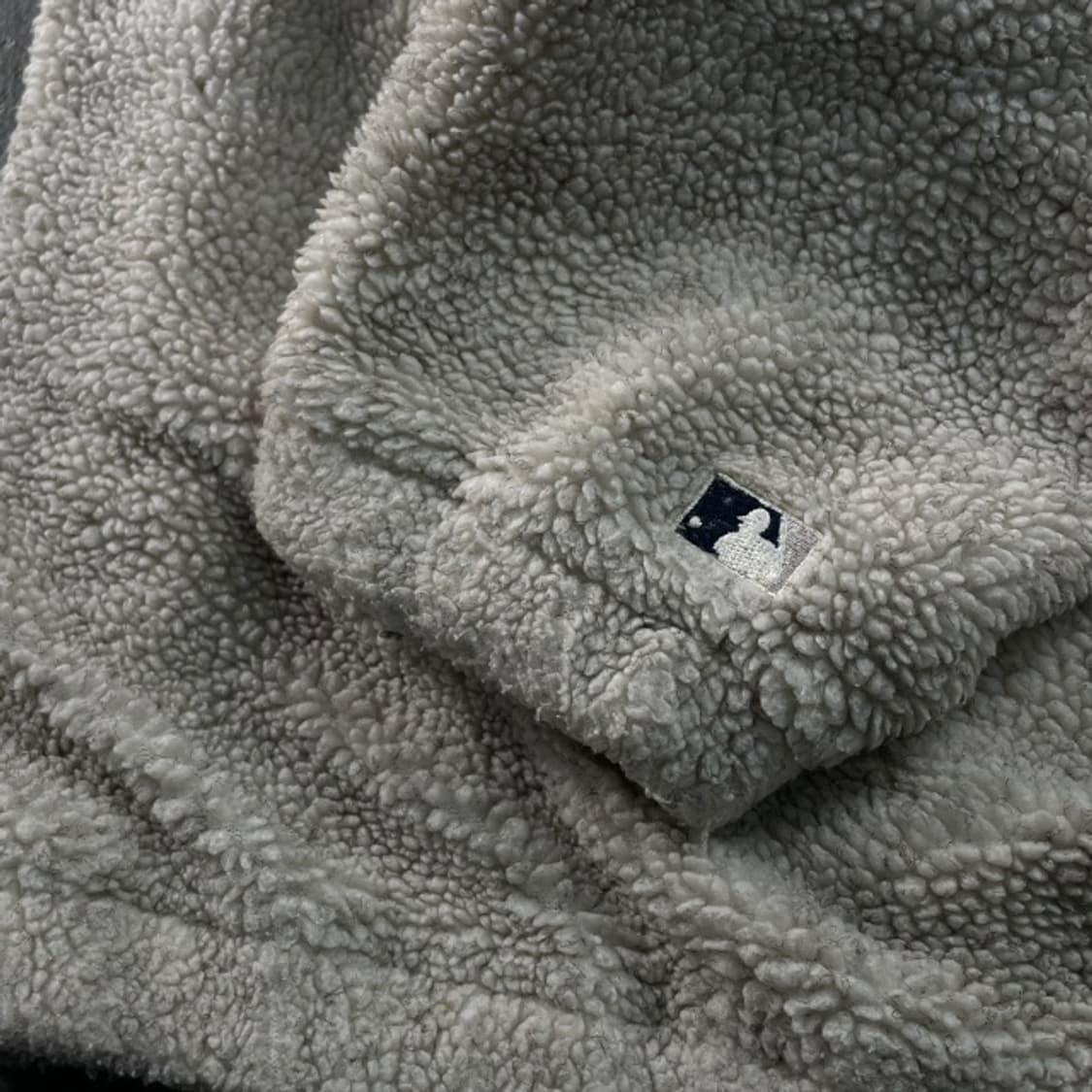 100 MLB 올드스쿨 양키즈 후리스  상품이미지5