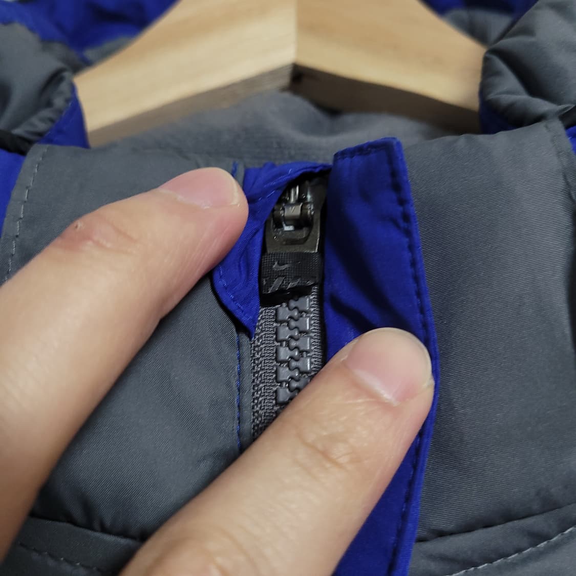 (L) NIKE 나이키 올드스쿨 후드 패딩 점퍼 블루/그레이 상품이미지2