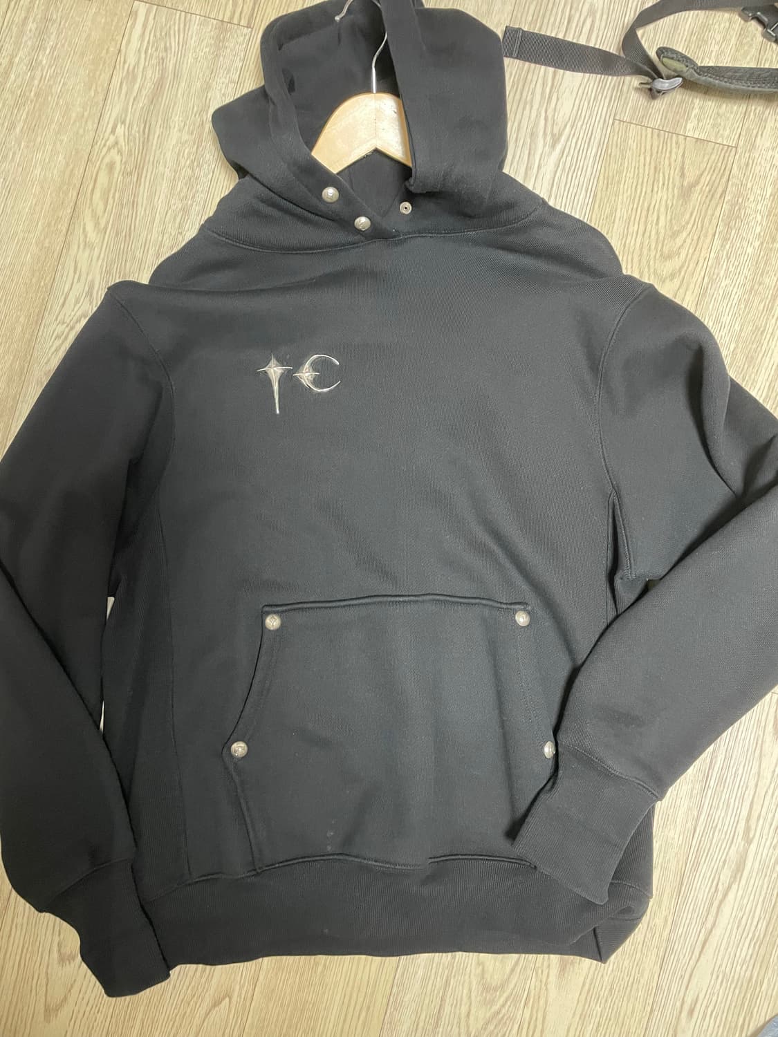 떠그클럽 후드 판매합니다. 상품이미지1