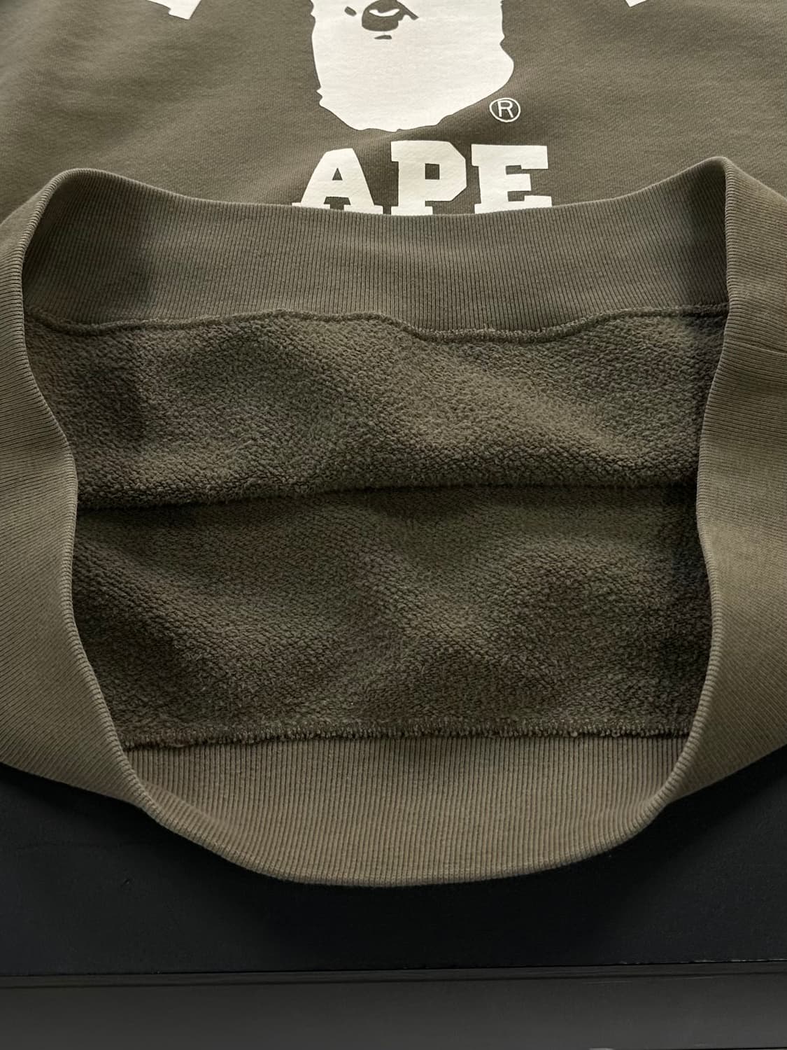 베이프 빅사루 말차 코튼 맨투맨 상품이미지4