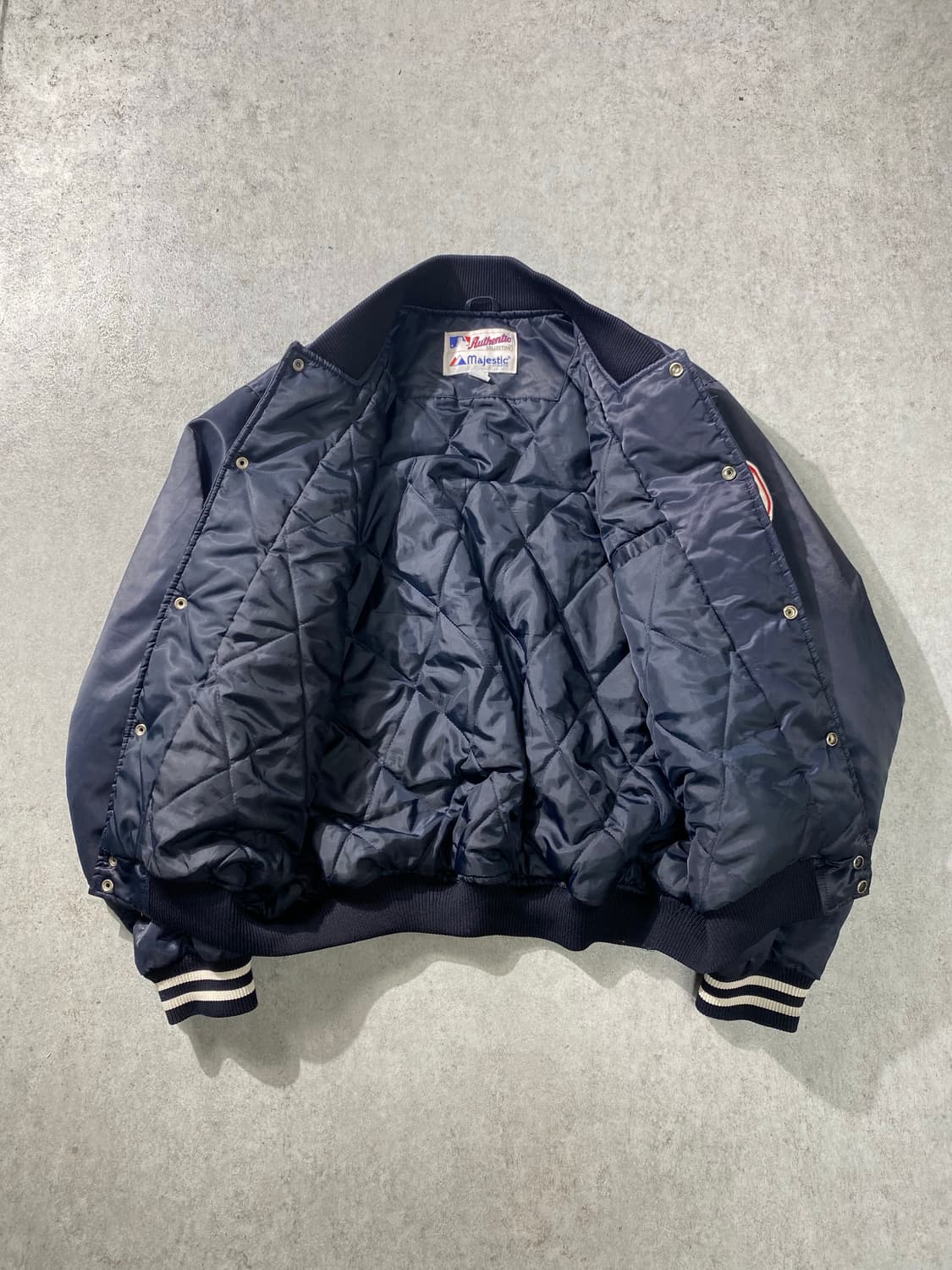 [L] 90s Majestic 마제스틱 뉴욕 양키스 나일론 바시티자켓 상품이미지5