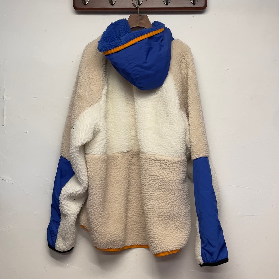 나이키 쉐르파 아노락 화이트 자켓  상품이미지4