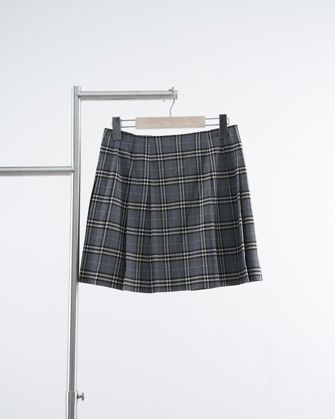 Burberry 블루라벨 노바체크 버클 포인트 숏스커트 상품이미지2