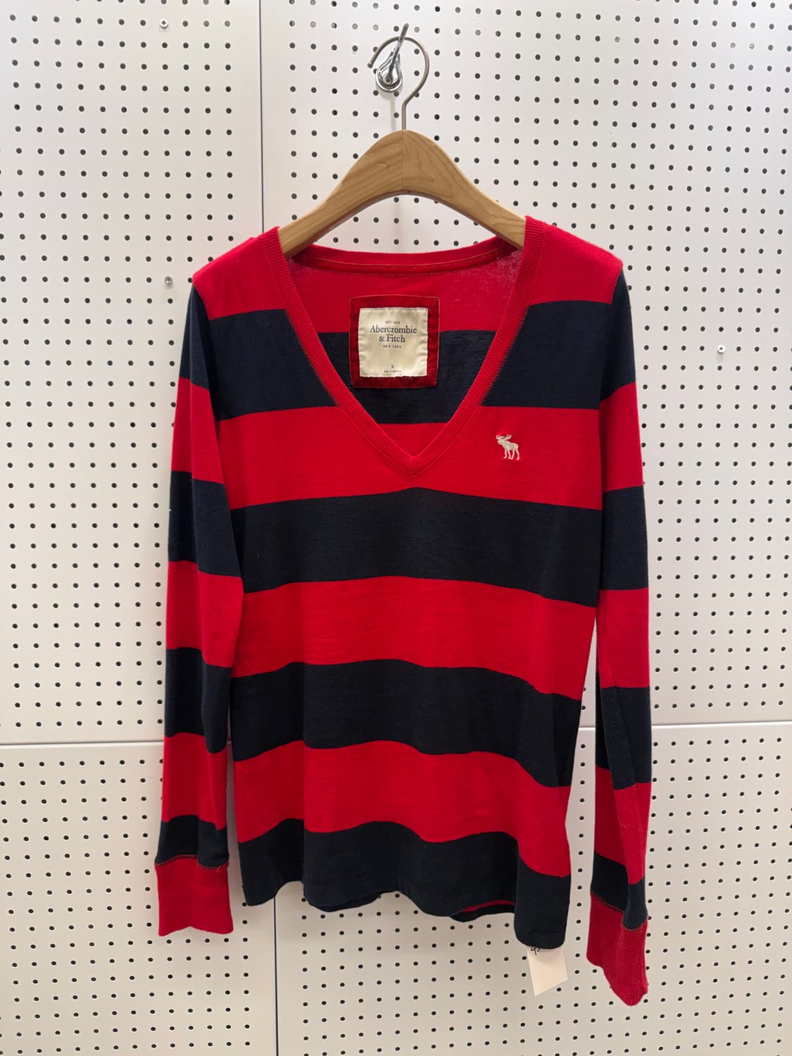 아베크롬비 스트라이프 브이넥 니트 U789 상품이미지2