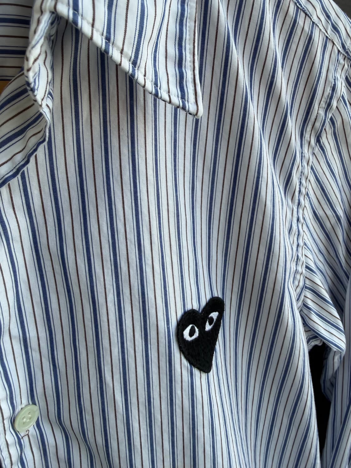 L/ 꼼데가르송 블랙하트 스트라이프 셔츠 상품이미지4