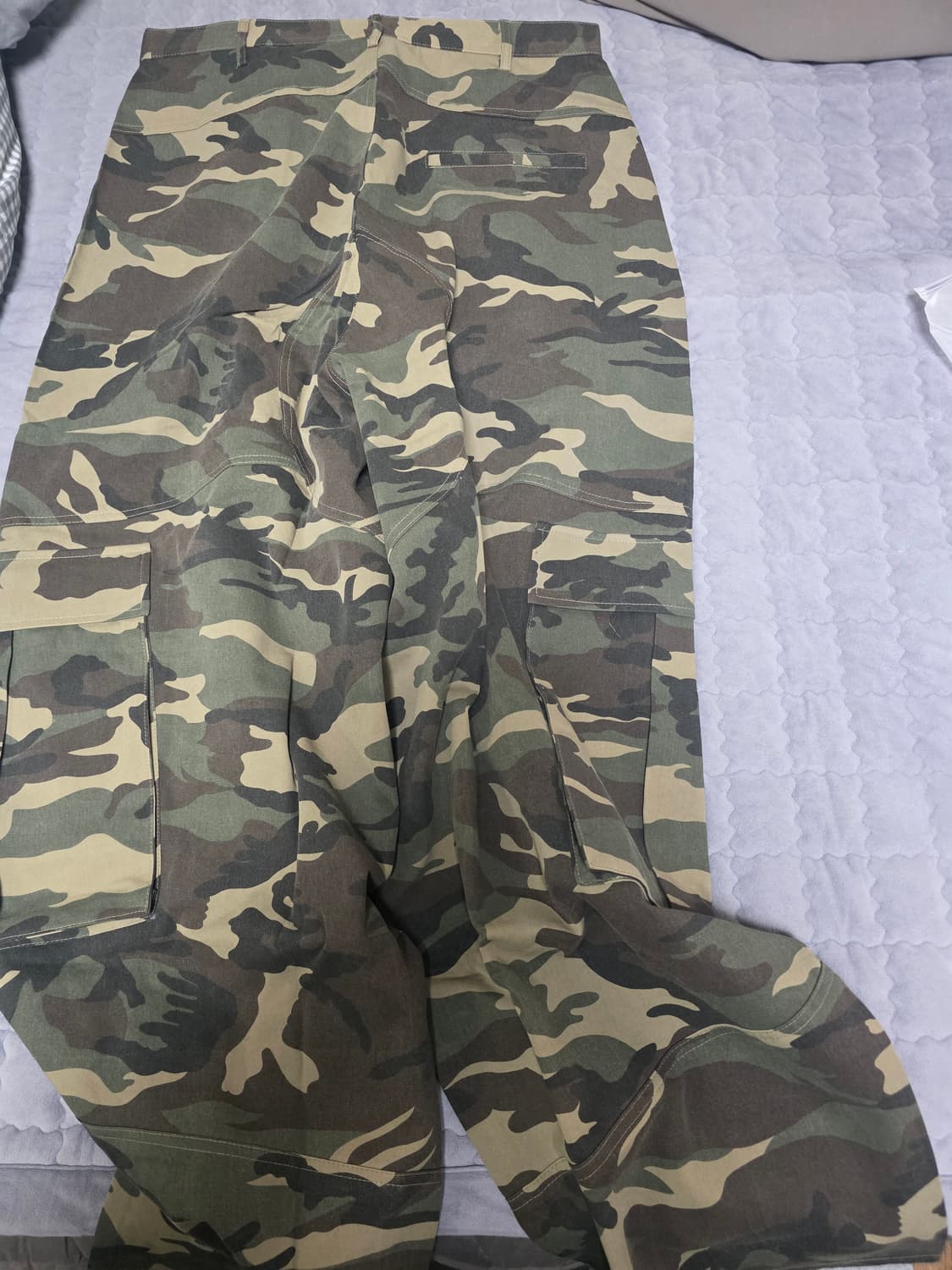 언더마이카 무.54 안티 Fxxking 로고 플레이 빅 카고 카모 팬츠  상품이미지7