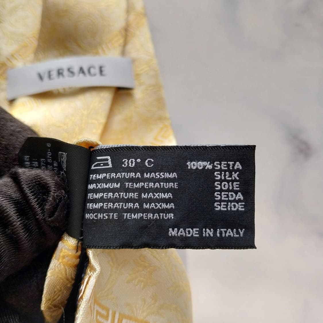 베르사체 실크 로고 문양 자카드 넥타이 8.7cm A+등급 K1837
 상품이미지9