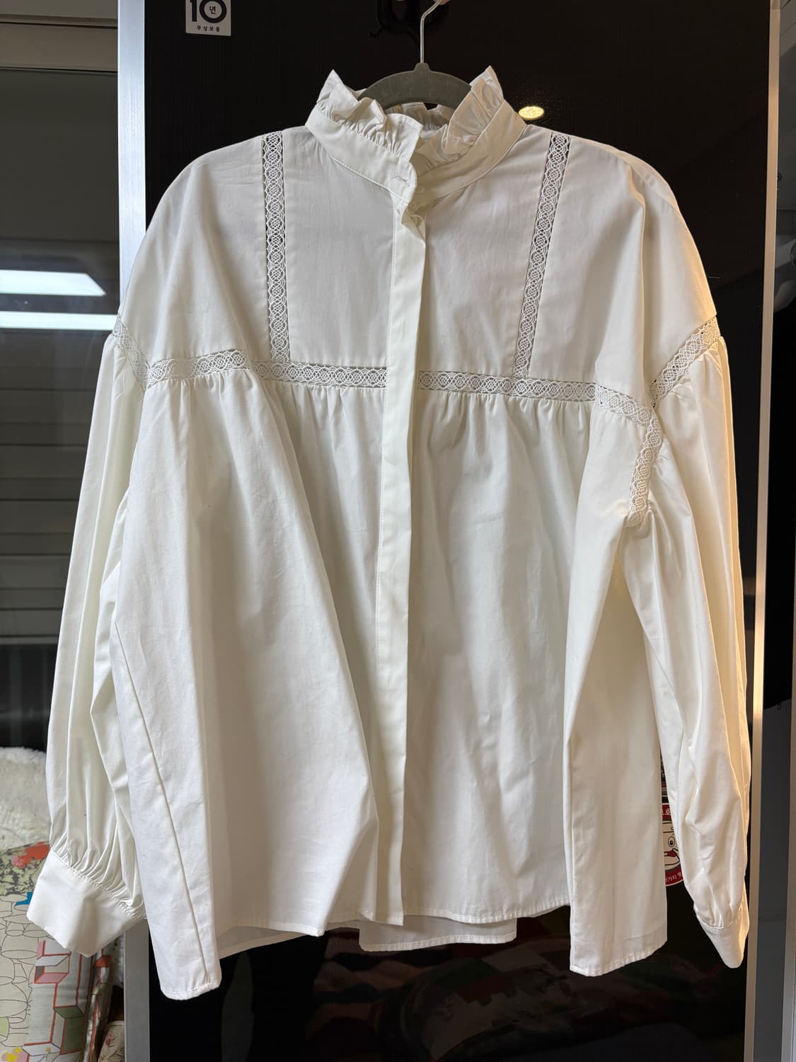 Zara 프릴 블라우스 새상품 상품이미지1