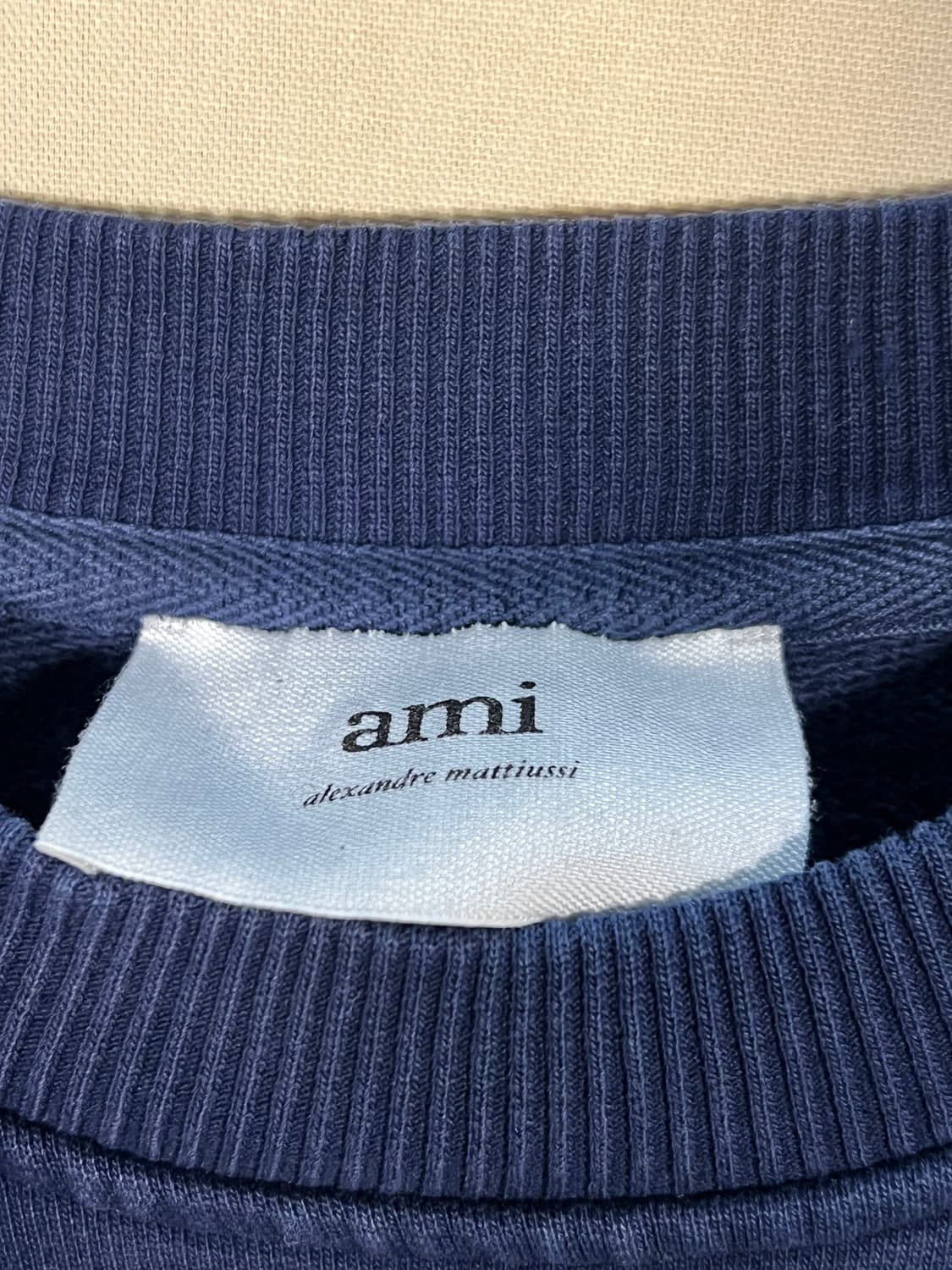 아미 스몰로고 맨투맨 처분  상품이미지4