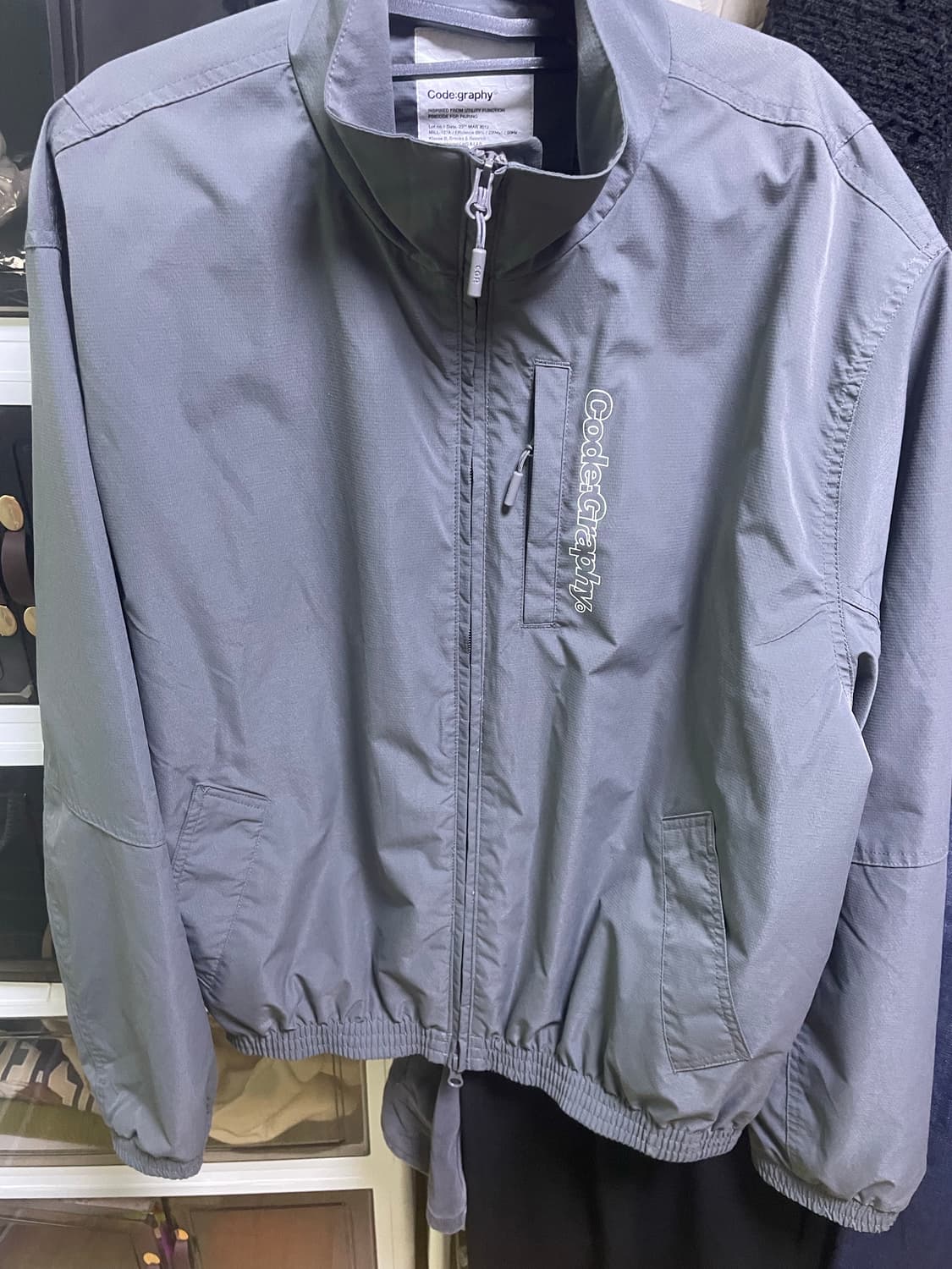 코드그라피 바람막이 상품이미지1