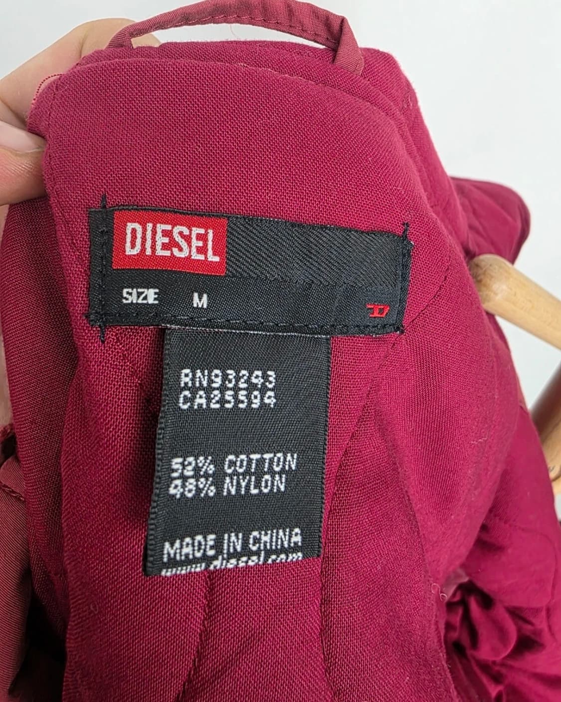 디젤 크롭 니트 패딩 버건디 상품이미지4