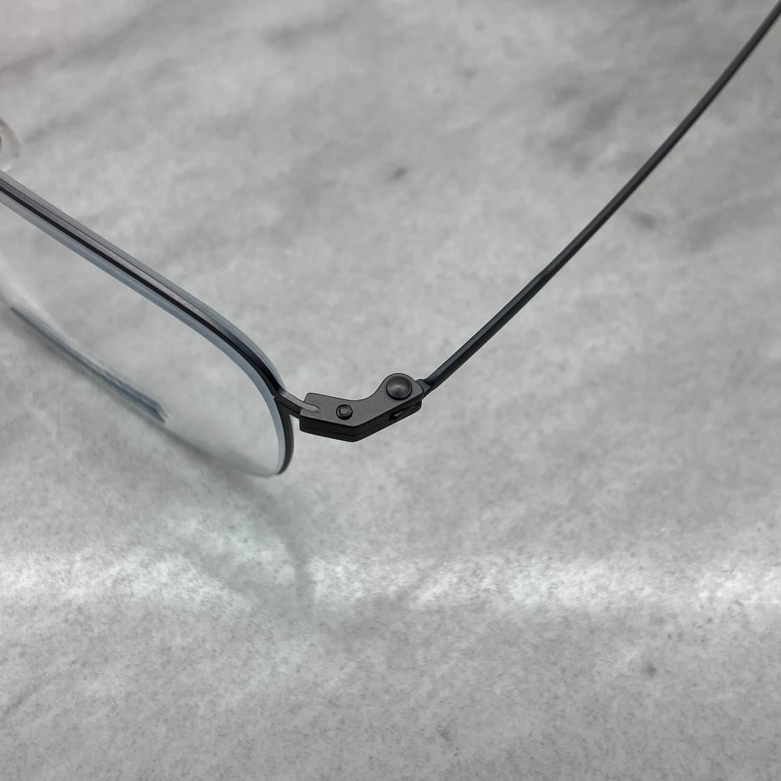 B94 블리스 Bliss 매트 브론즈 스퀘어 역산각 건메탈 안경 상품이미지2