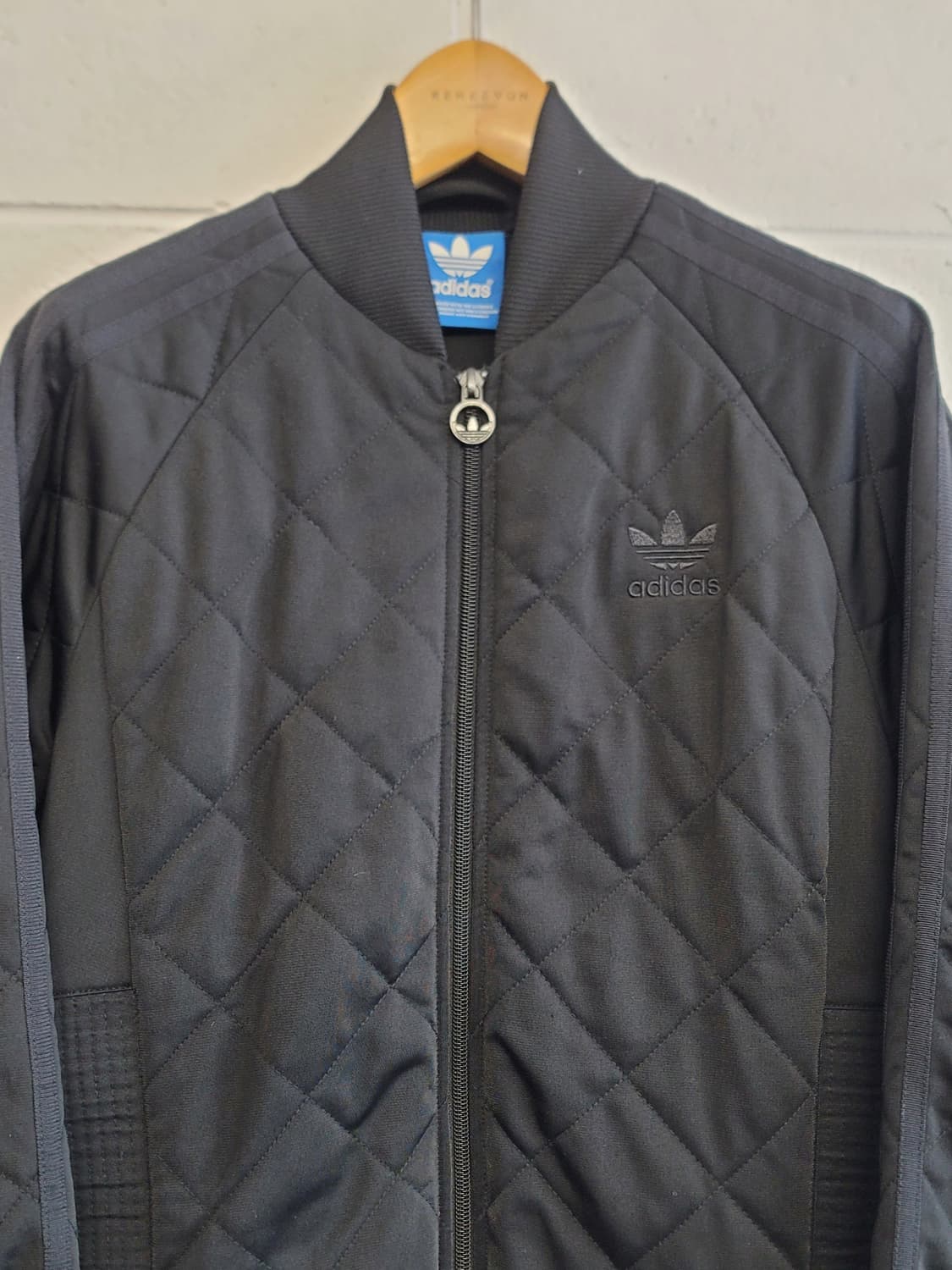 아디다스(남여공용) 퀼팅(누빔) 슈퍼스타 트랙탑 져지 판매 상품이미지3