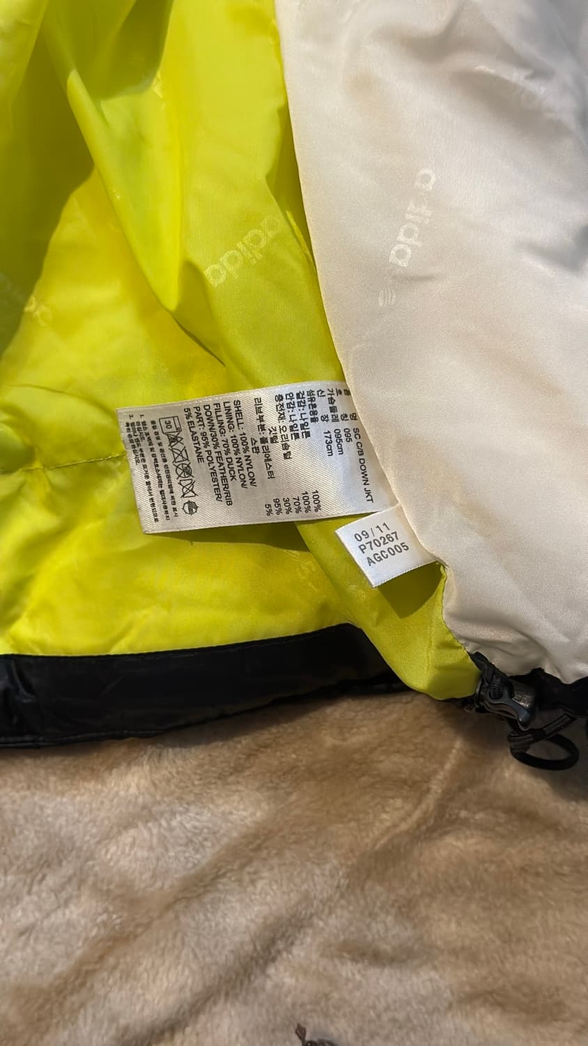 아디다스 네오 레이블 형광 빅로고 다운패딩 95 / 택포 상품이미지5