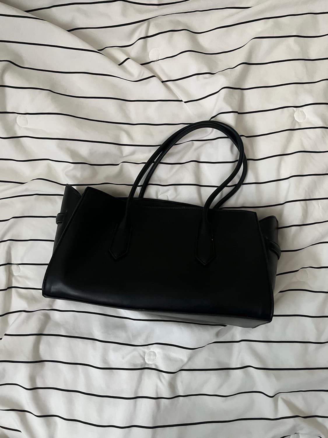 ZARA 블랙 토트백 상품이미지1