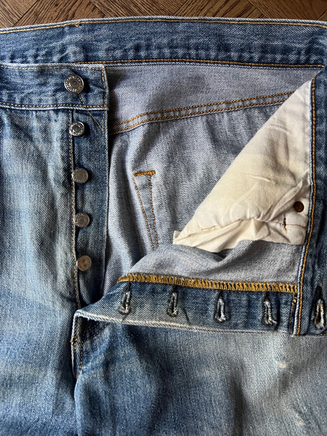 [36]리바이스 501 빈티지 데미지드 데님 팬츠 상품이미지3