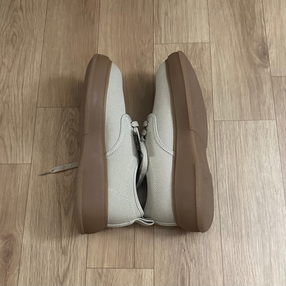 (새상품) ZARA 자라 캔버스 볼륨 스니커즈 270 상품이미지3