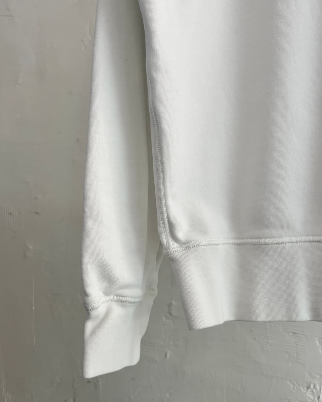 Stone Island 스톤아일랜드 화이트 컬러 와펜 맨투맨 상품이미지4