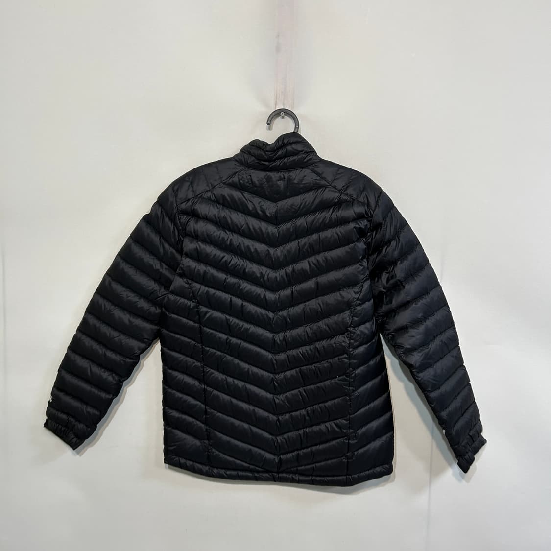 아이더 남성 거위털 경량패딩 100 상품이미지3