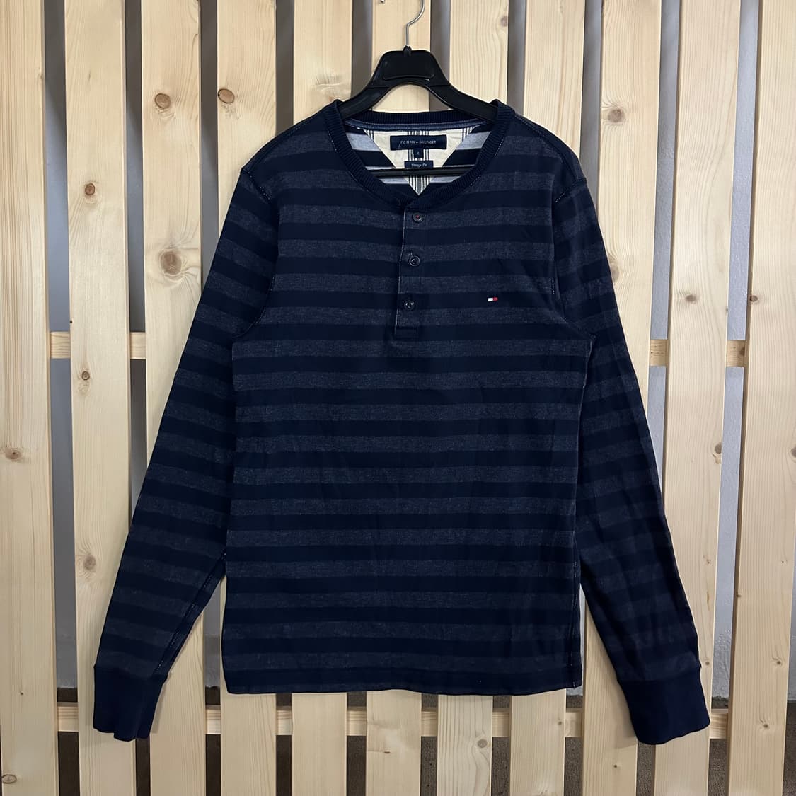 (S) 타미힐피거 스트라이프 헨리넥 롱슬리브 티셔츠 상품이미지1