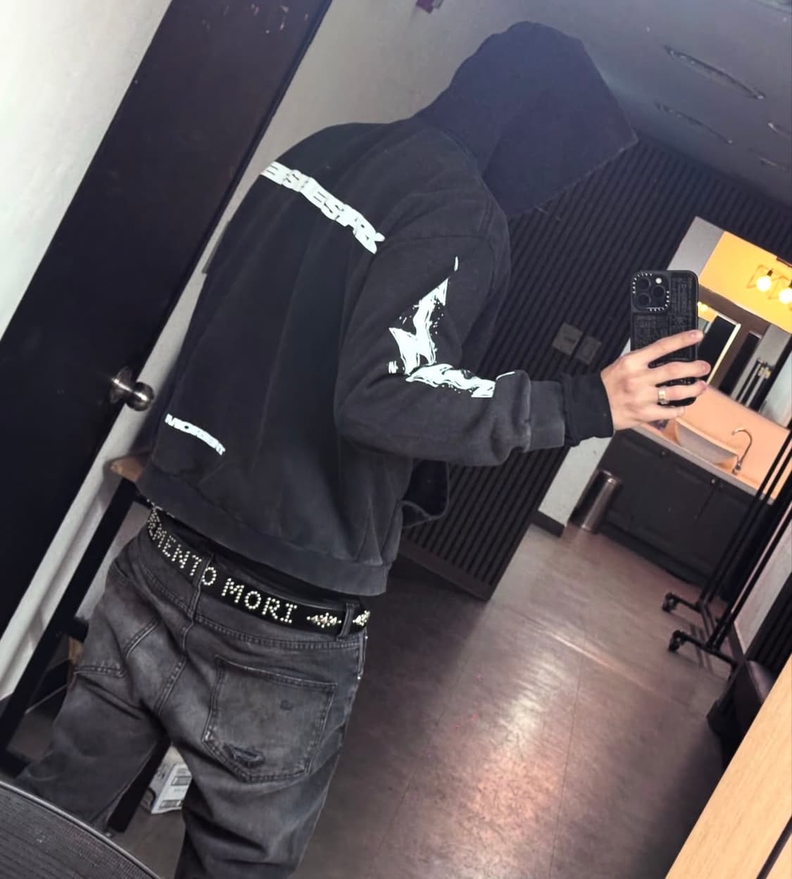 창모 concrete spark 후드집업 상품이미지1