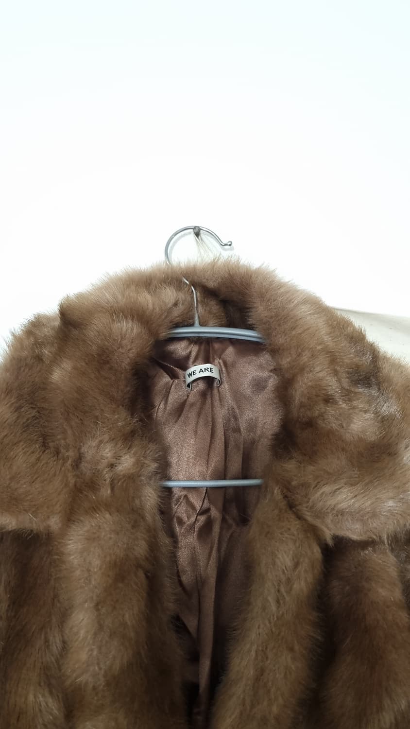 WE ARE 브라운 퍼 코트 F 상품이미지4