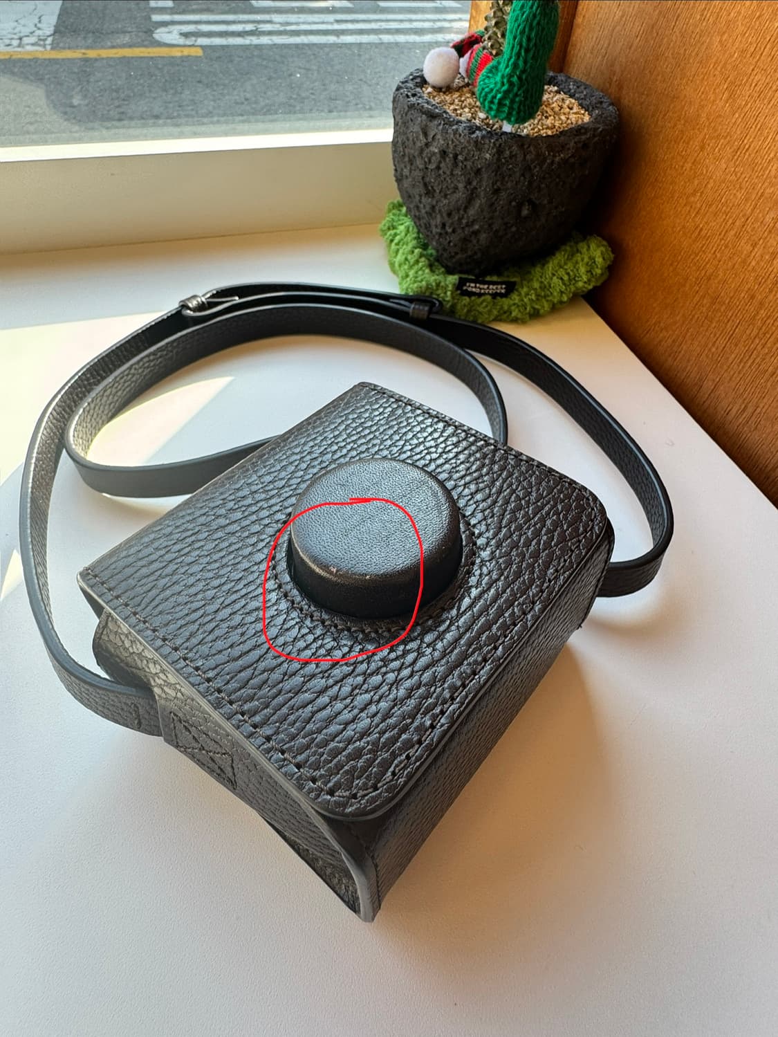 Lemaire 르메르 다크초코 미니 카메라백 상품이미지4