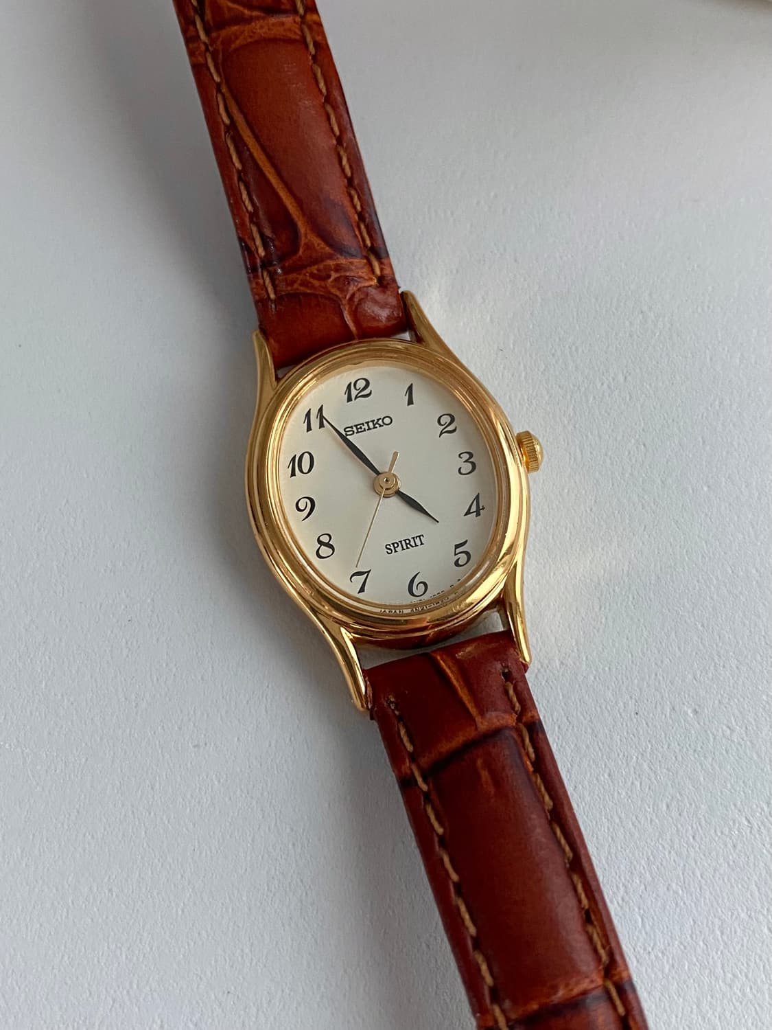 Seiko 세이코 spirit 스피릿 오벌 쿼츠 골드 상품이미지2