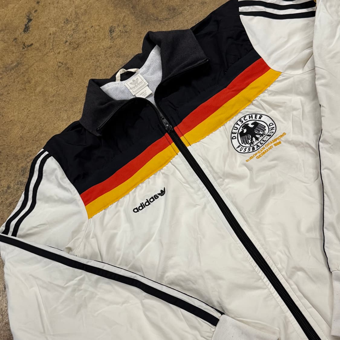 아디다스 독일 도우처 흰검 바람막이 자켓  90 상품이미지1