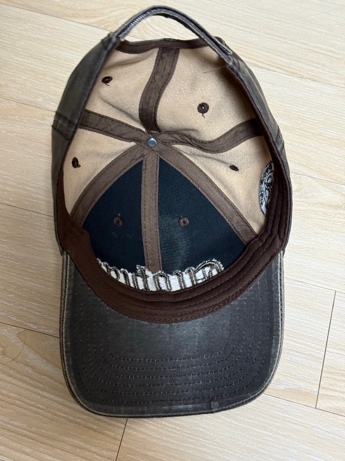 트레비스 스캇 머천 모자 상품이미지2