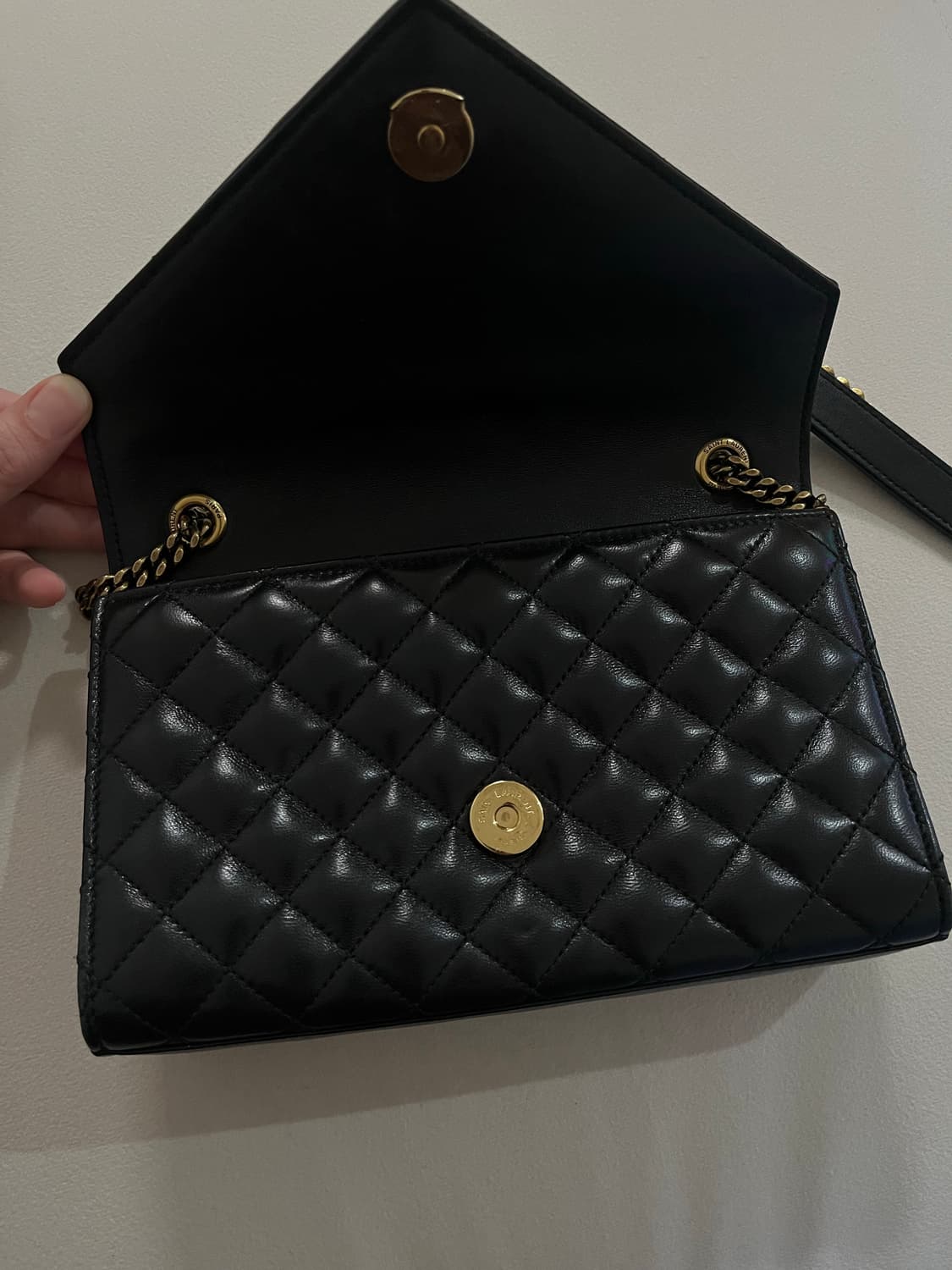 입생로랑 블랙 레더백 정품(더스트백 포함) 상품이미지3