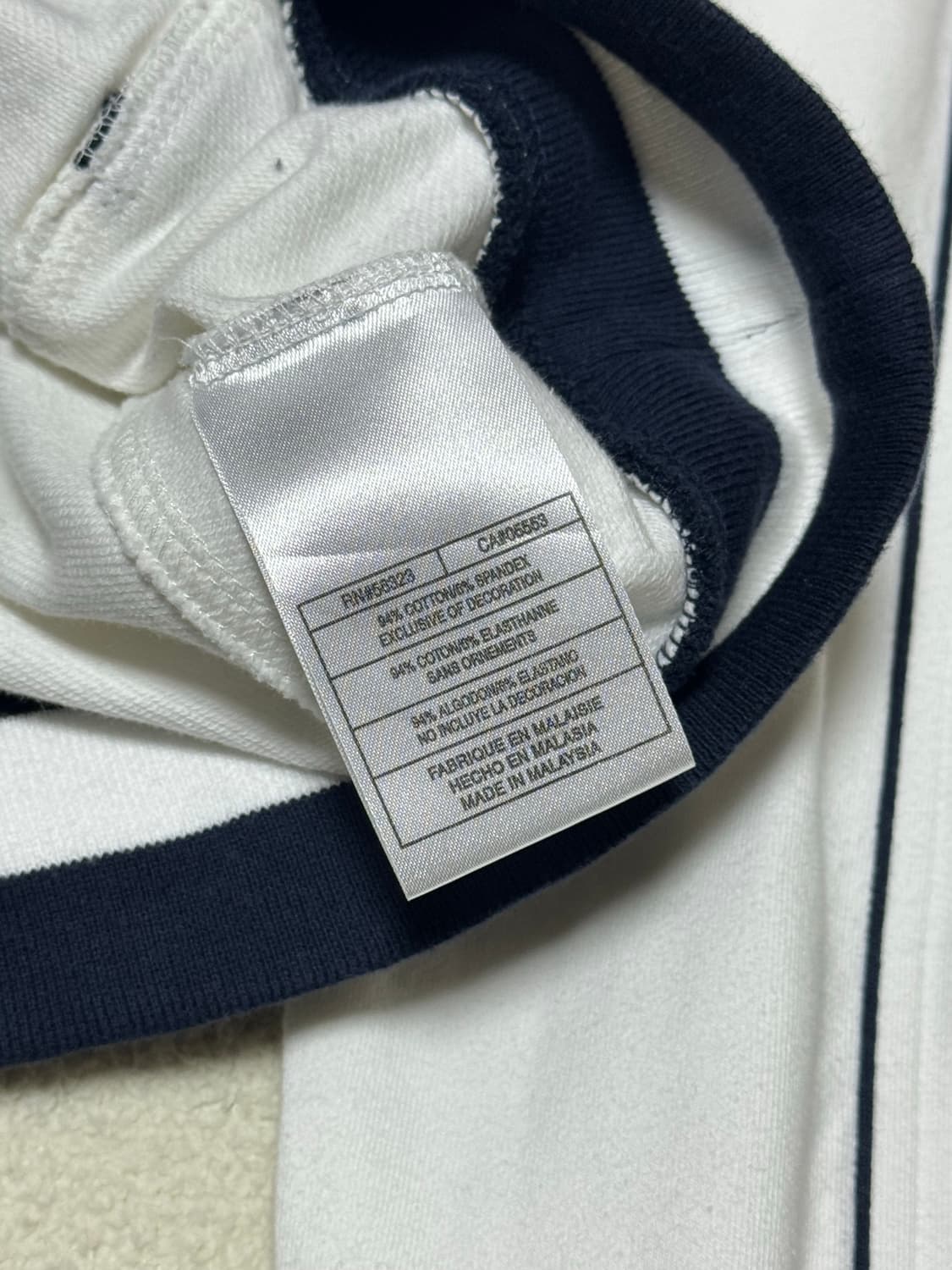 나이키 00s 올드스쿨 세미크롭 화이트 네이비 면집업 상품이미지7